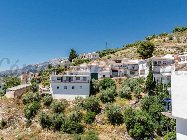 Image No.19-4 Bed Townhouse for sale