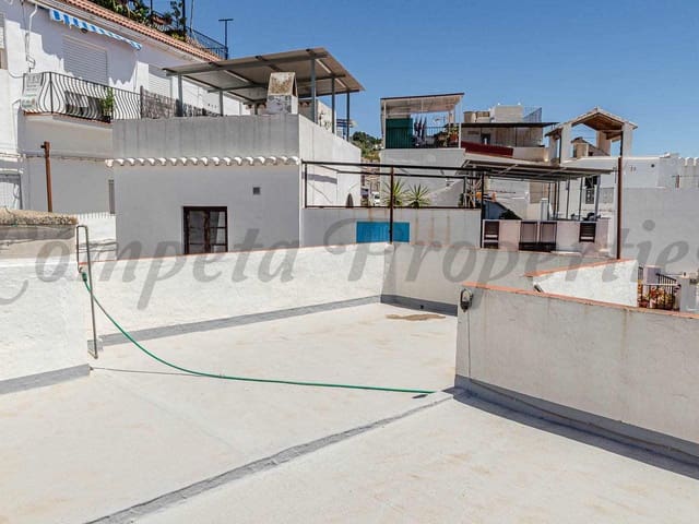 Image No.2-4 Bed Townhouse for sale
