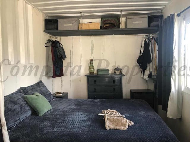 Image No.17-1 Bed Land for sale