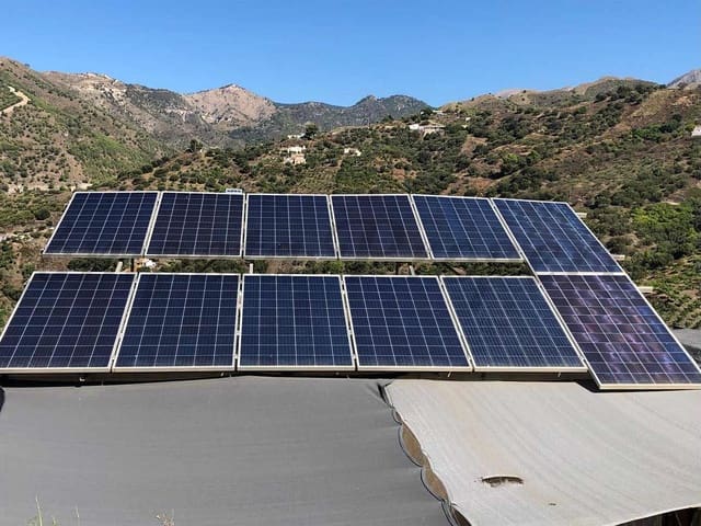 Image No.21-1 Bed Land for sale