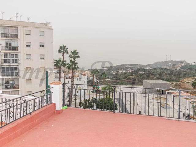 Image No.20-3 Bed Apartment for sale