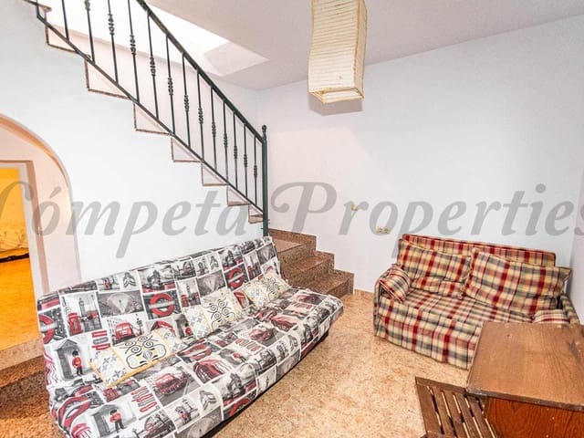 Image No.11-3 Bed Townhouse for sale