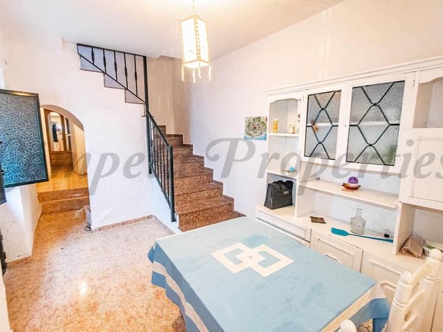 Image No.5-3 Bed Townhouse for sale