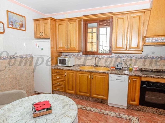 Image No.4-5 Bed Townhouse for sale