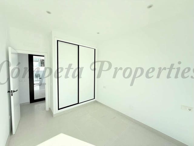 Image No.20-3 Bed Villa for sale