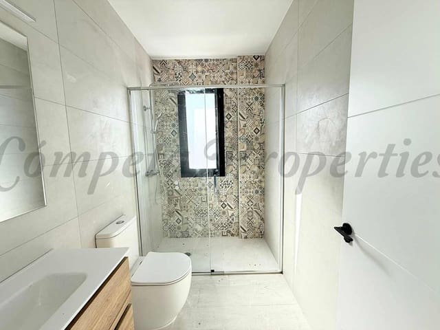 Image No.21-3 Bed Villa for sale