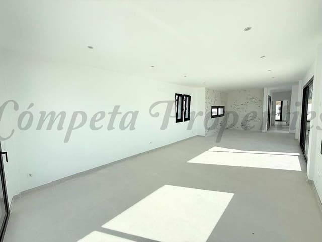 Image No.9-3 Bed Villa for sale