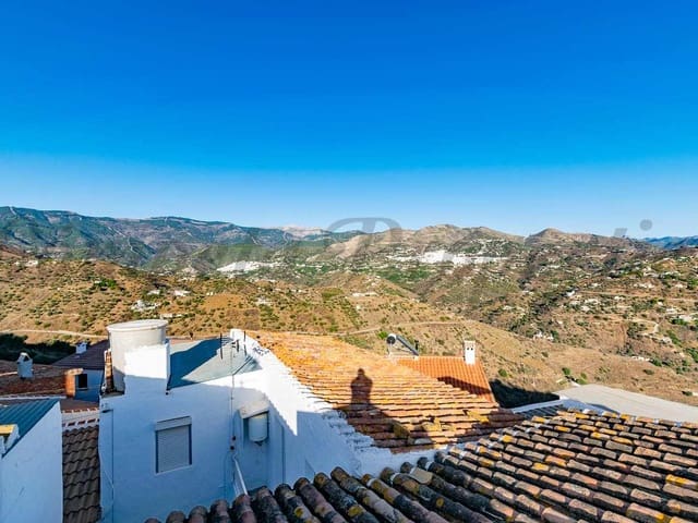 Image No.4-4 Bed Townhouse for sale