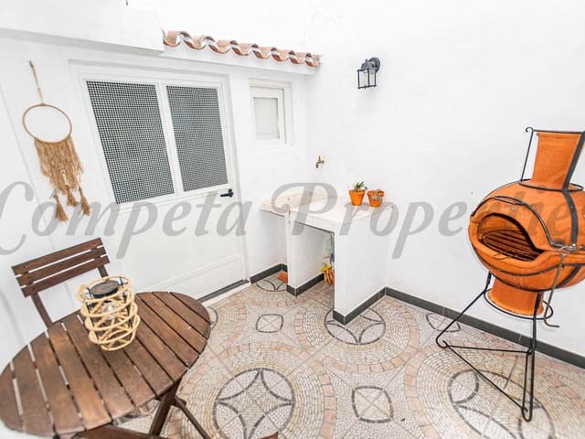 Image No.2-Maison de ville de 3 chambres à vendre à Corumbela