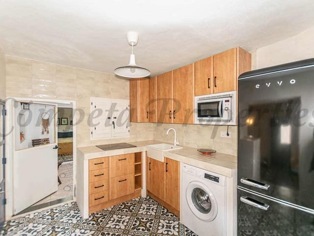 Image No.6-Maison de ville de 3 chambres à vendre à Corumbela