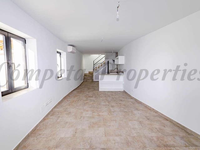 Image No.11-2 Bed Townhouse for sale