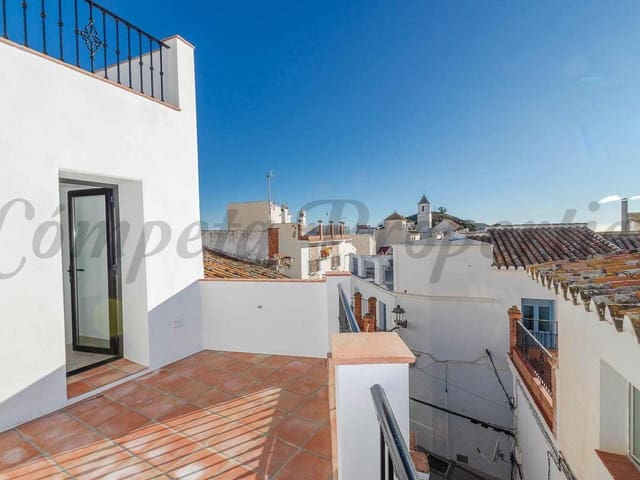 Image No.14-2 Bed Townhouse for sale