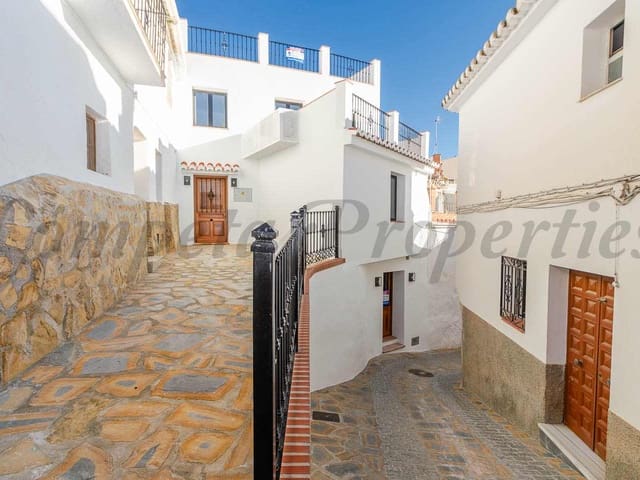 Image No.2-2 Bed Townhouse for sale