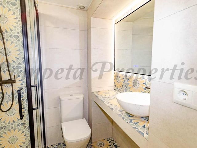 Image No.5-2 Bed Townhouse for sale