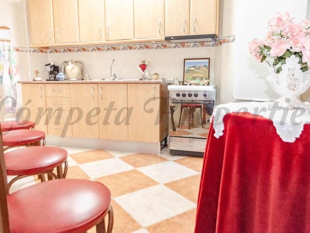 Image No.5-3 Bed Townhouse for sale