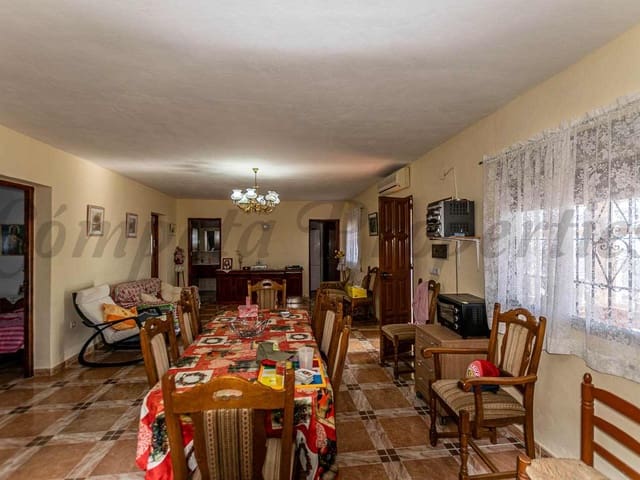 Image No.10-3 Bed Villa for sale