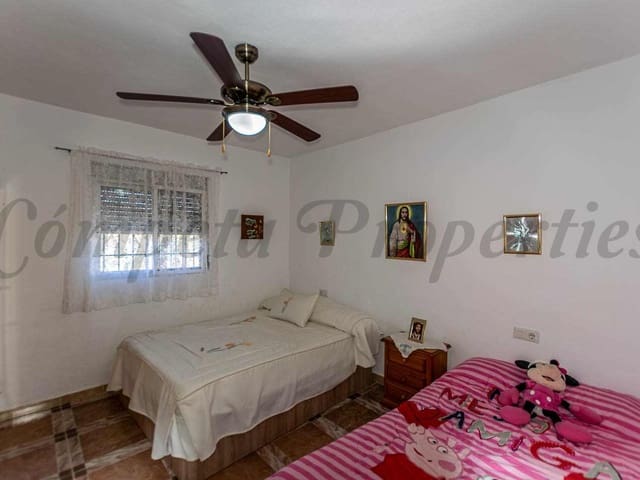 Image No.16-3 Bed Villa for sale