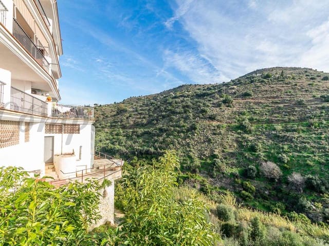 Image No.10-3 Bed Apartment for sale