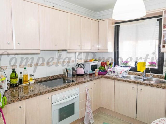 Image No.11-3 Bed Apartment for sale