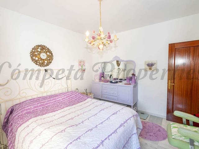 Image No.16-3 Bed Apartment for sale