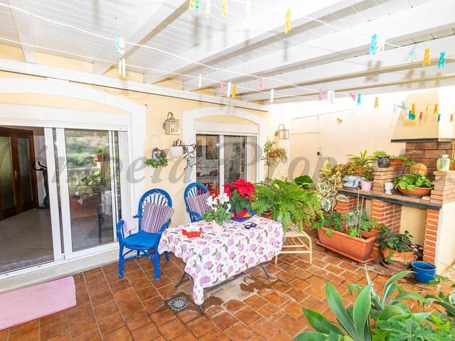 Image No.9-3 Bed Apartment for sale