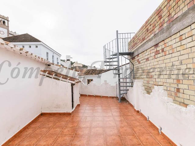 Image No.18-3 Bed Townhouse for sale