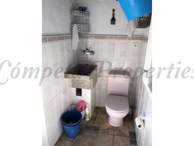 Image No.10-3 Bed Townhouse for sale