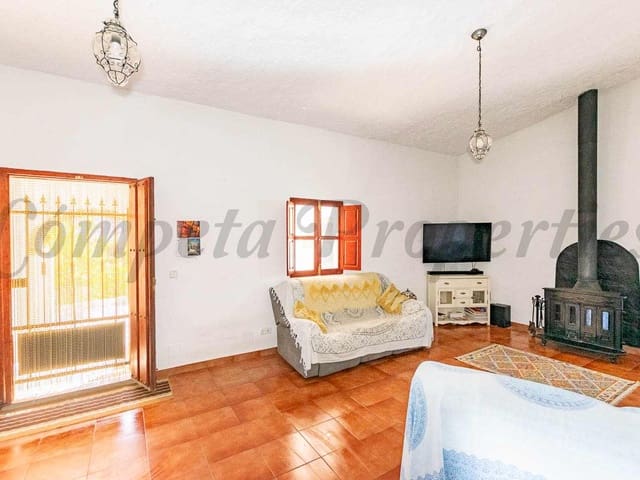 Image No.10-3 Bed Villa for sale