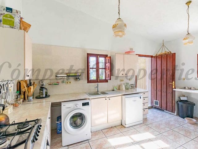 Image No.17-3 Bed Villa for sale