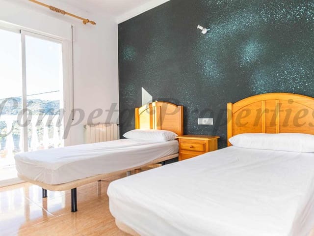 Image No.21-Propriété de 12 chambres à vendre à Canillas de Albaida