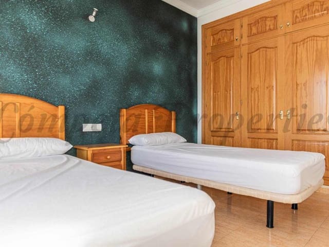 Image No.23-Propriété de 12 chambres à vendre à Canillas de Albaida