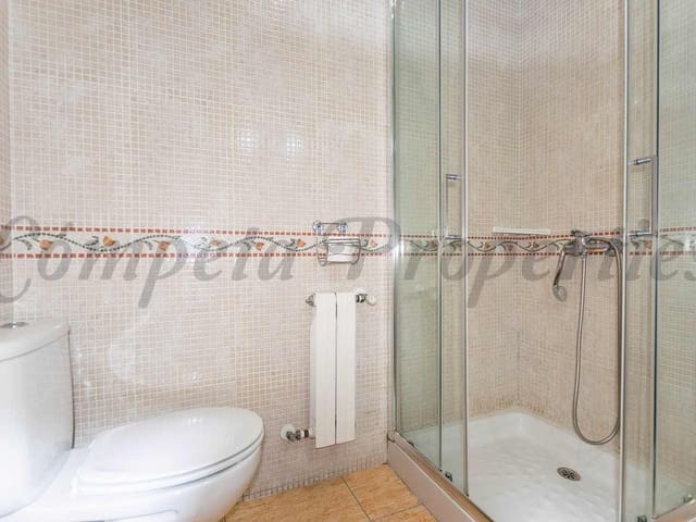 Image No.9-Propriété de 12 chambres à vendre à Canillas de Albaida