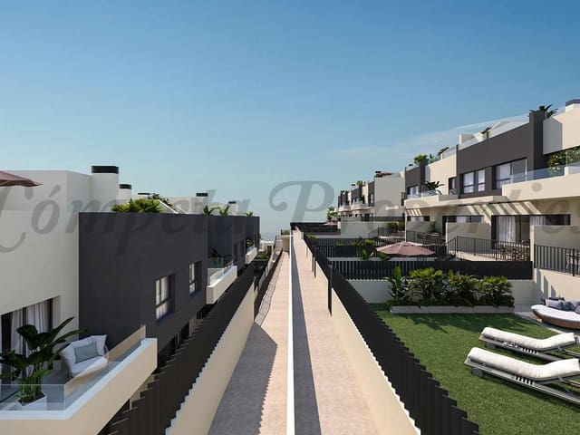 Image No.7-4 Bed Property for sale