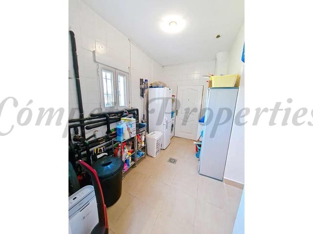 Image No.22-Villa de 4 chambres à vendre à Vélez-Málaga