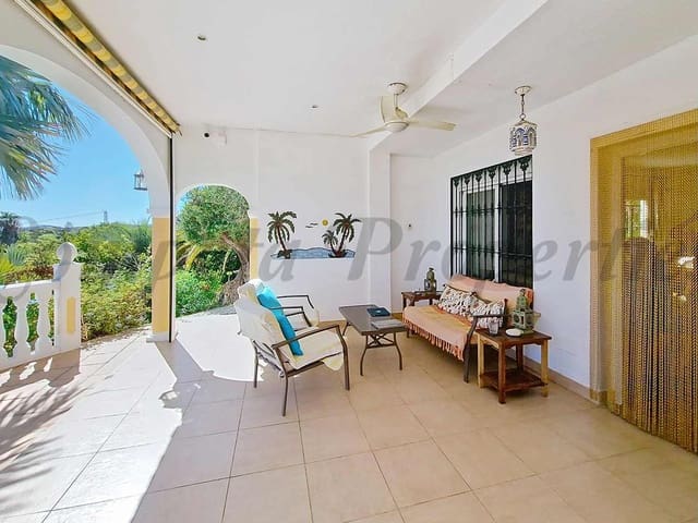 Image No.23-Villa de 4 chambres à vendre à Vélez-Málaga