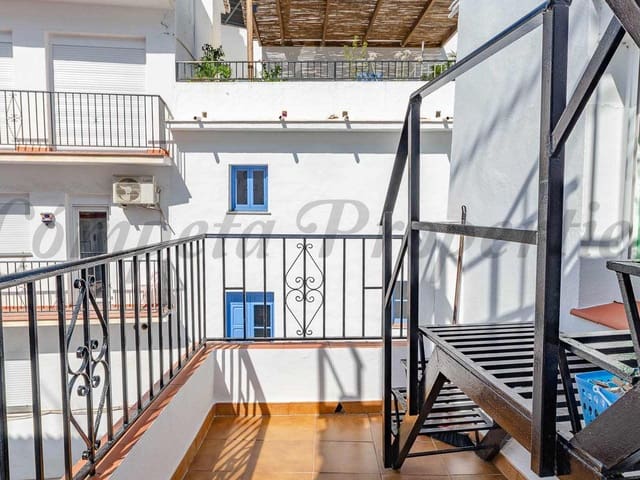 Image No.11-2 Bed Townhouse for sale