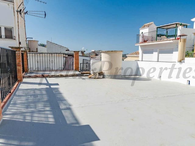 Image No.13-2 Bed Townhouse for sale