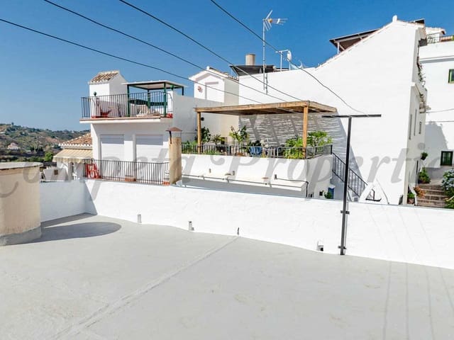 Image No.14-2 Bed Townhouse for sale