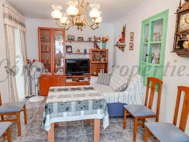 Image No.2-2 Bed Townhouse for sale