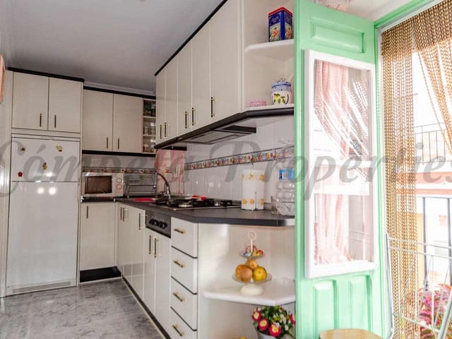 Image No.4-2 Bed Townhouse for sale