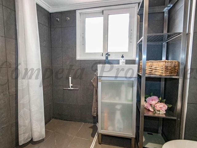 Image No.8-2 Bed Townhouse for sale