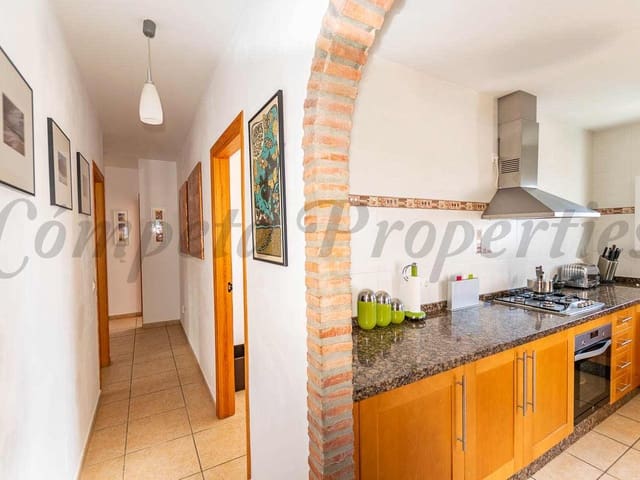 Image No.13-Villa de 5 chambres à vendre à Cómpeta