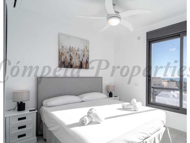 Image No.10-3 Bed Property for sale