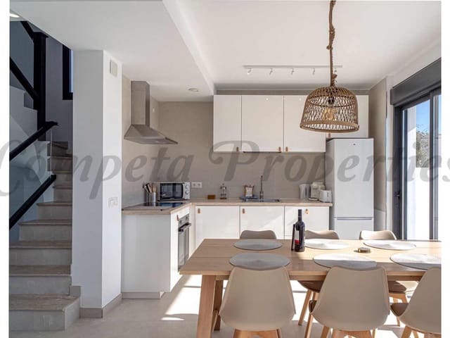 Image No.6-3 Bed Property for sale