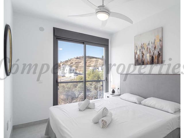 Image No.9-3 Bed Property for sale