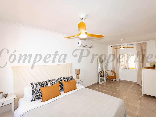 Image No.16-5 Bed Villa for sale