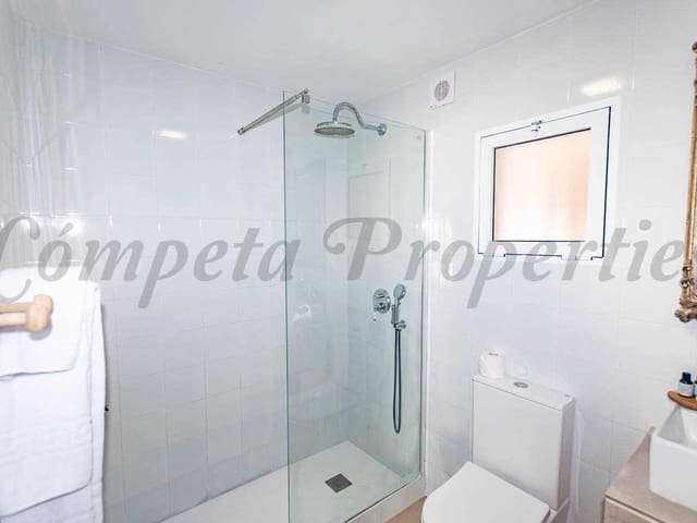 Image No.18-5 Bed Villa for sale