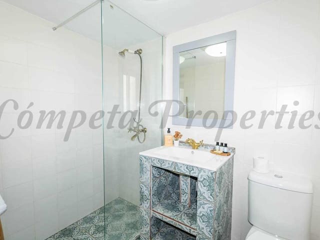 Image No.29-5 Bed Villa for sale