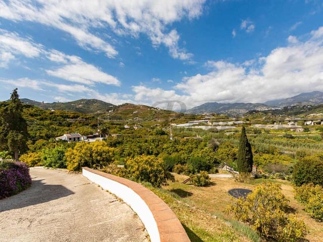 Image No.32-5 Bed Villa for sale