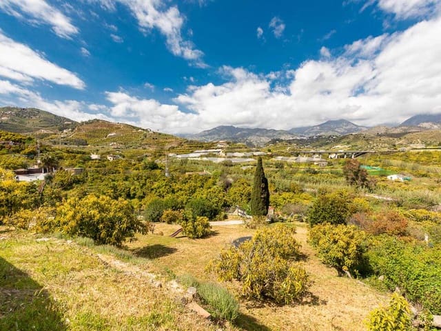 Image No.36-5 Bed Villa for sale